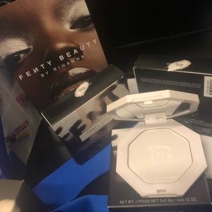 FENTY BEAUTY “METAL MOON” HIGHLIGHTER